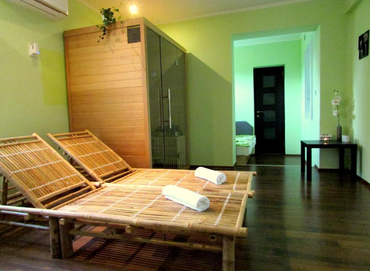 Green Corner Wellness Püspökladány Kültér fotó