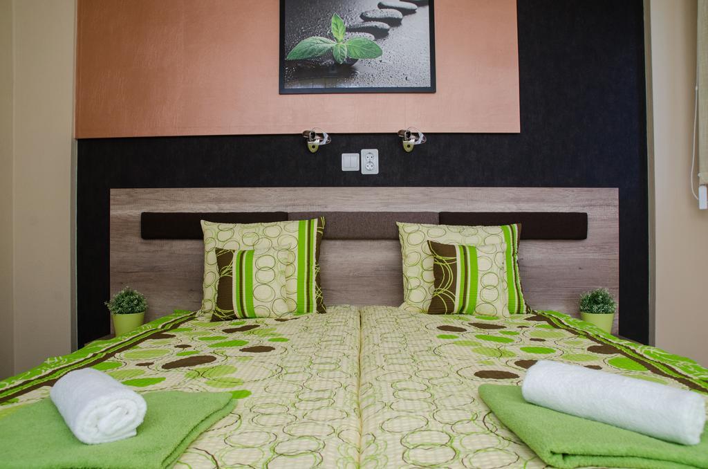Green Corner Wellness Püspökladány Kültér fotó